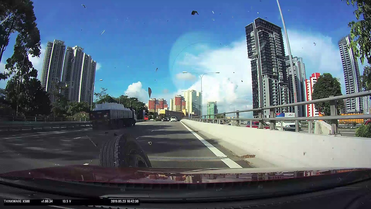 Need Help in Identifying the Lorry Carplate