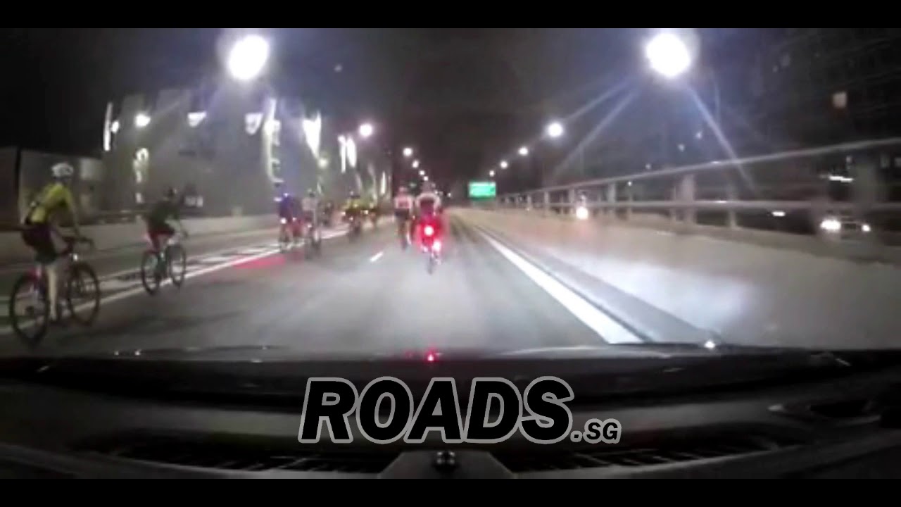 Huge group of cyclist on Viaduct