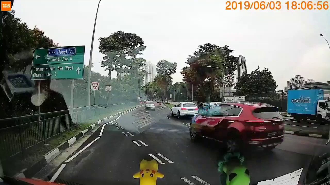 Driver putting granny and little girl in danger.