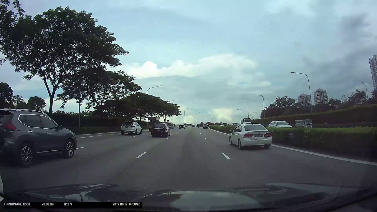 SLP4824L: Driver not paying attention for lane drifting and hit lorry