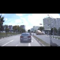 SMJ7532D SMJ7532D grey hyundai turd did an illegal u turn almost crashed into motorbike