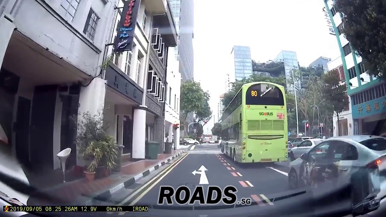 Near miss for this jaywalk lady