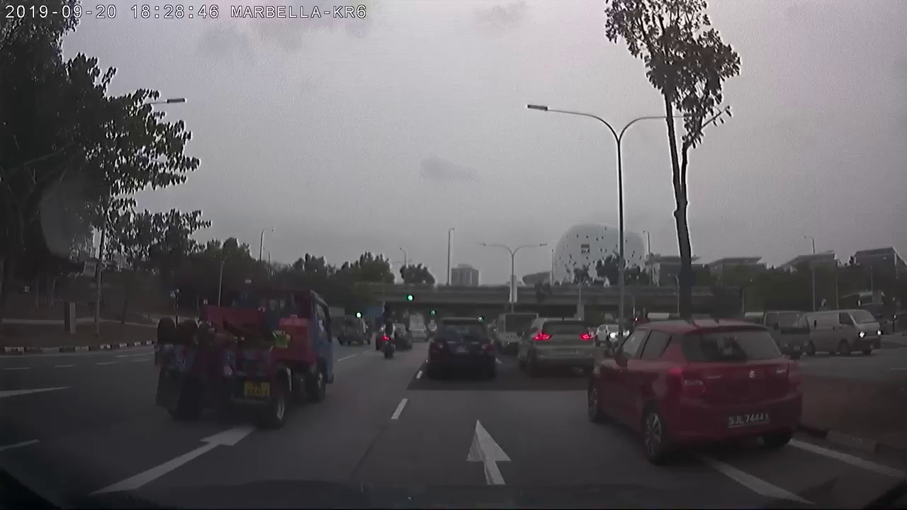 cannot tell beating red light nearly crash into ambulance