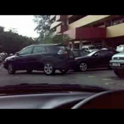 Auntie, reverse lah, My shit want to come out already