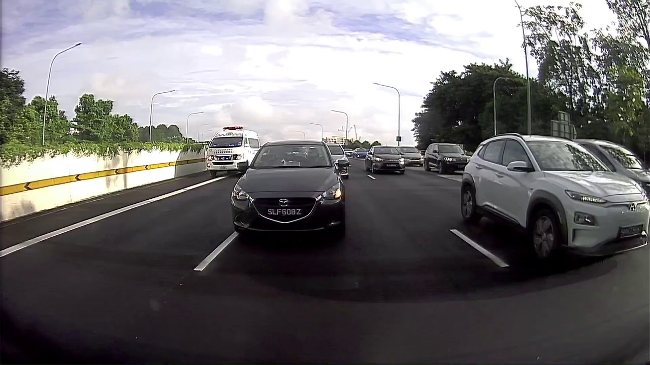 Ambulance got into an accident during peak hour