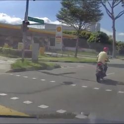 PHV Honda Shuttle failed to give way to young lady and knocked her down