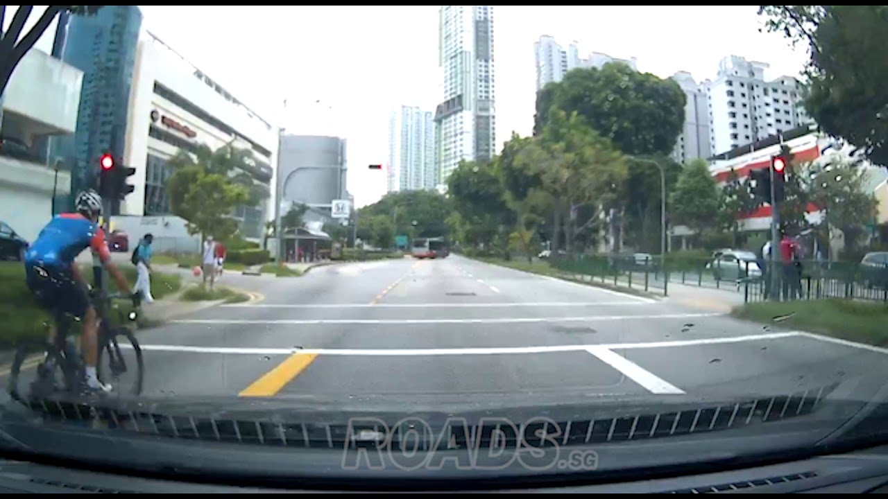Bicycle not obeying traffic rules and running red light