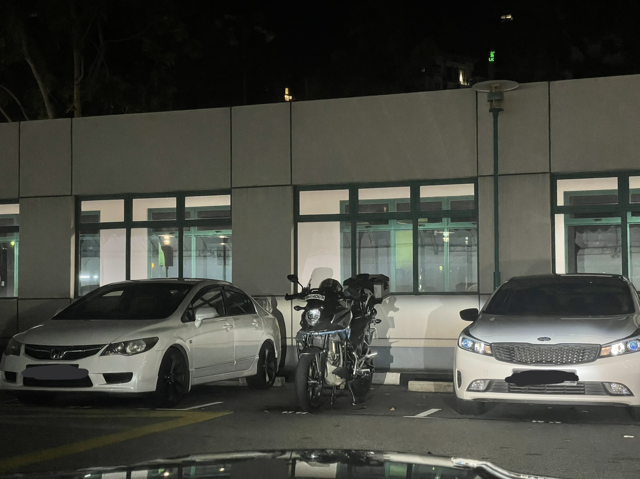 6FFB3F98-6B08-40AD-9986-A47896AE2840